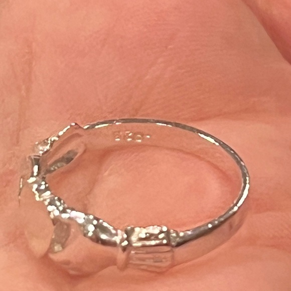 Sterling Silver Fenian Claddagh Ring without Crown - Picture 10 of 15